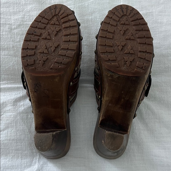 Coach Wooden Clogs Size 7 - Picture 4 of 10